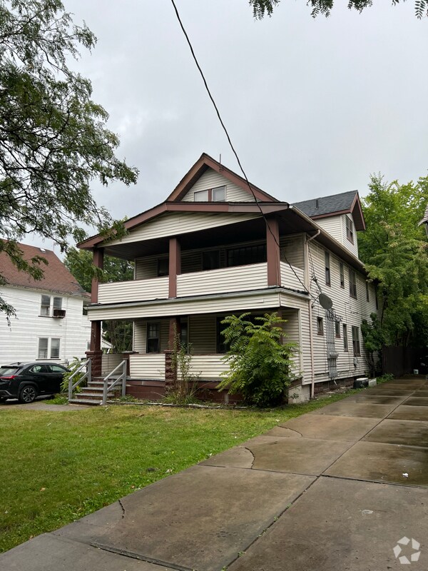 Building Photo - 12209 Corlett Ave