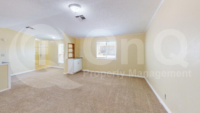 Building Photo - 9830 N Anway Rd