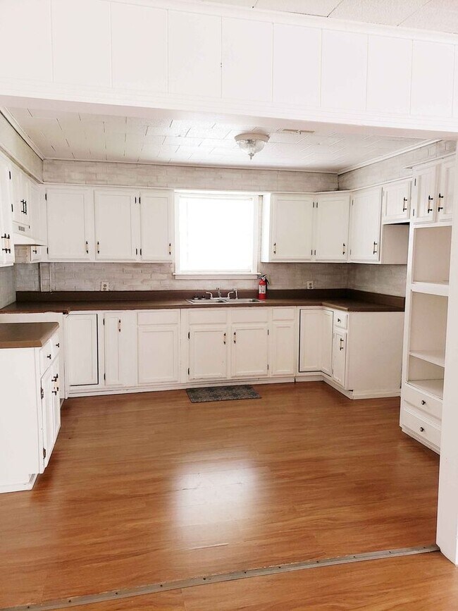 Foto del edificio - 734 Bellanger St