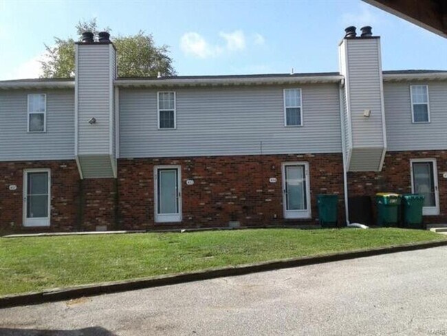 Building Photo - 414 Donna Drive