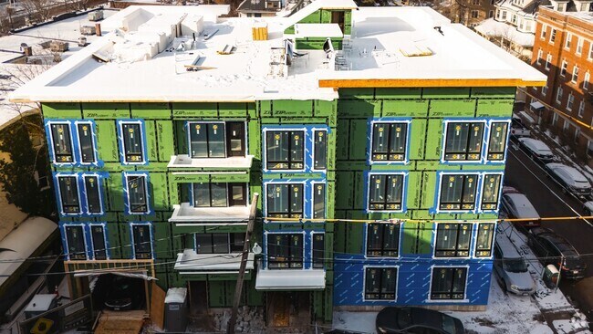 Building Photo - 25 Gardner St