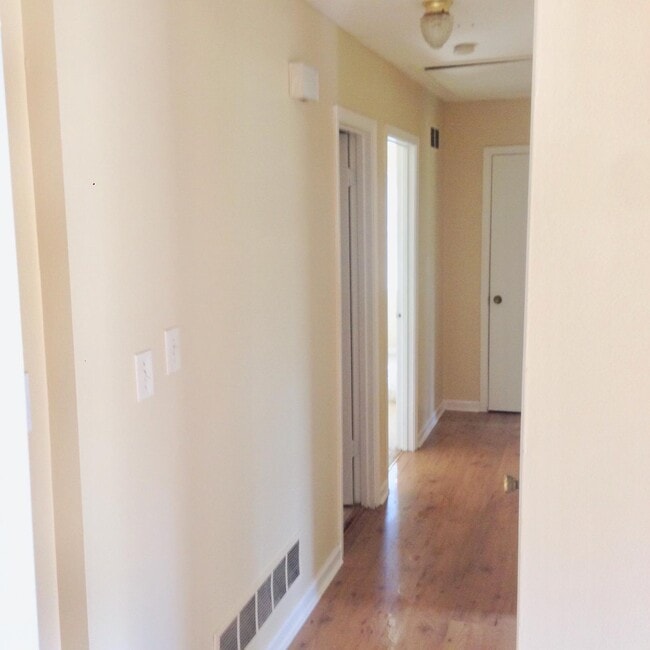 Building Photo - 2814 Bomar Road