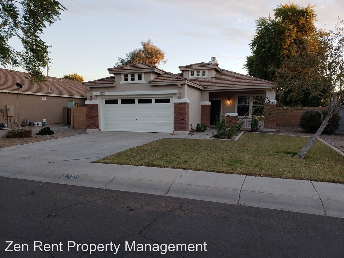 Foto principal - 3 br, 2 bath House - 3971 E. Esplanade Ave