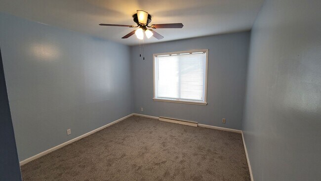 Building Photo - 1115 Nieman St