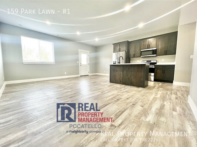 Foto del edificio - MOVE IN SPECIAL - 3 bedroom 2.5 bath Townh...