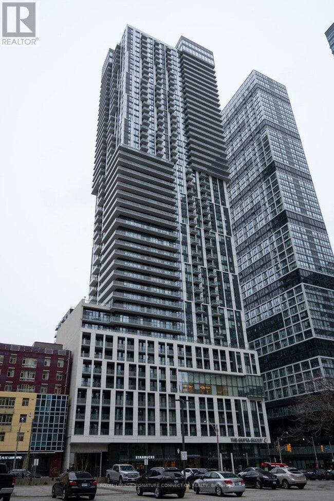 Building Photo - 251 Jarvis St