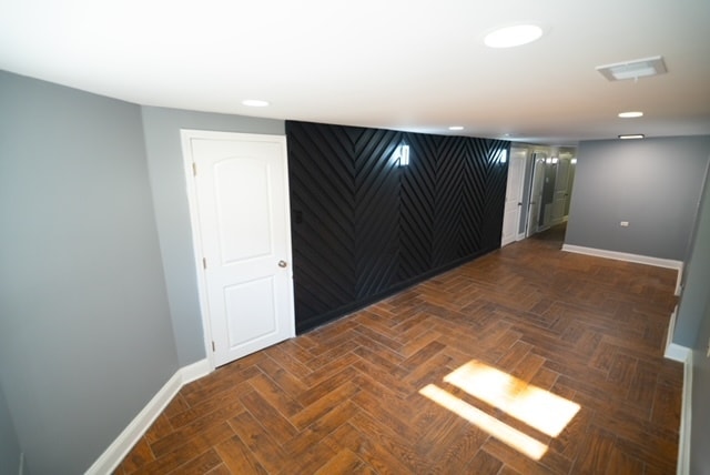 Building Photo - 6623 S Rhodes Ave