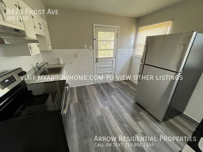 Foto del edificio - 8623 Frost Ave | 2 BR 1 BA Move In Ready!!
