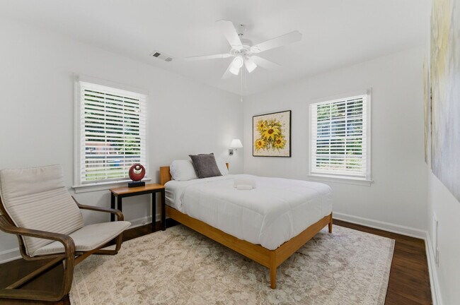 Foto del edificio - 1624 Beatie Ave SW