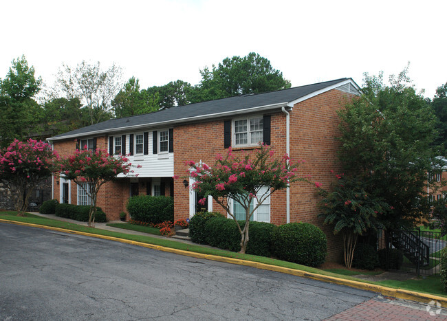 Building Photo - Townhomes Of Sandy Springs