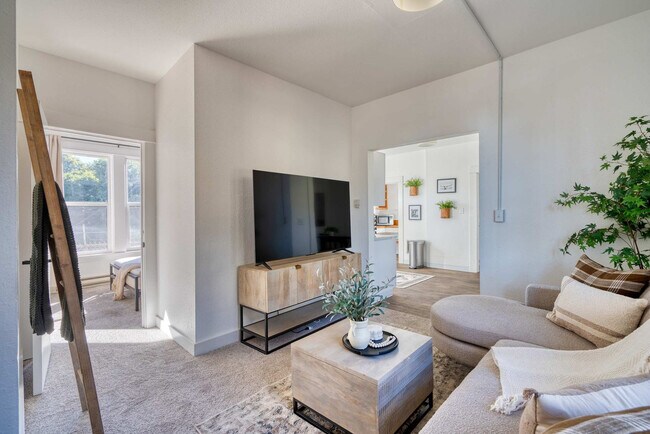 Foto del edificio - 3029 S Water Ave