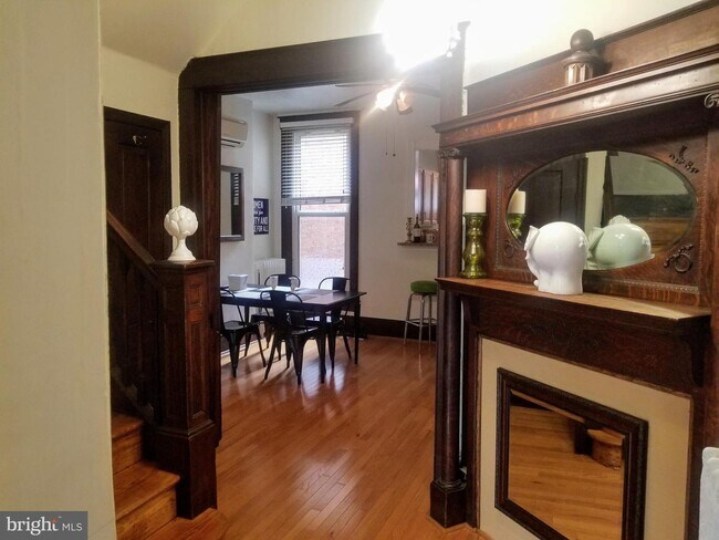 Foto del edificio - 547 11th St SE