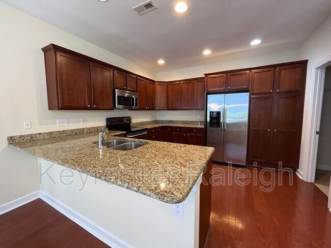Building Photo - 1016 Gold Rock Ln