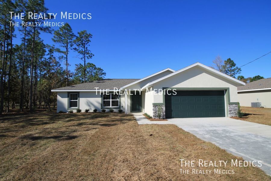 32 Fir Dr, Ocala, FL 34472 House Rental in Ocala, FL