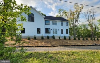 Building Photo - 2627 County Line Rd