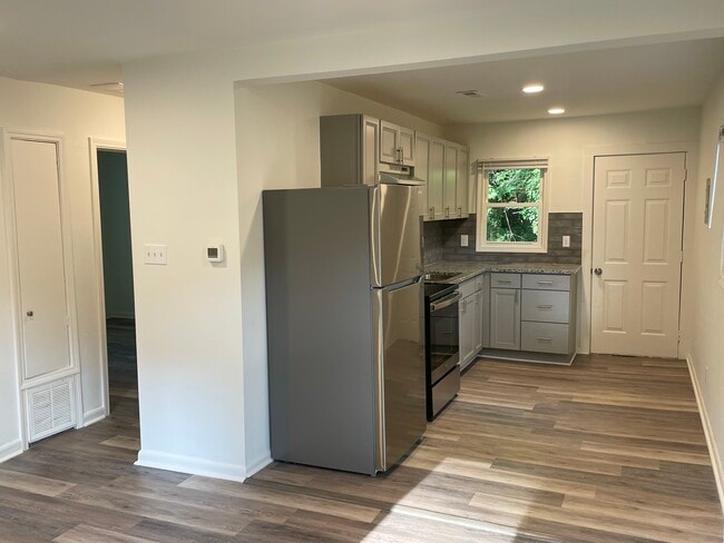 Foto del edificio - 1826 Taylor Ave