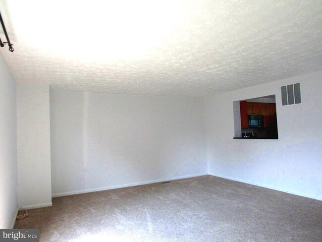 Building Photo - 2711 Neman Ct