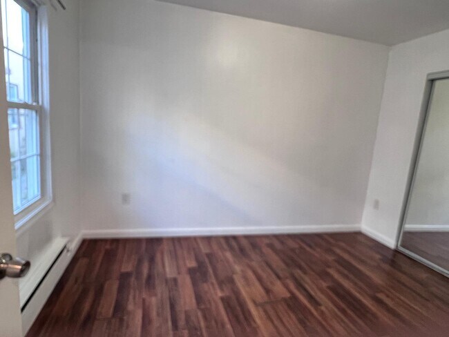 Foto del edificio - 1627 Fairview St