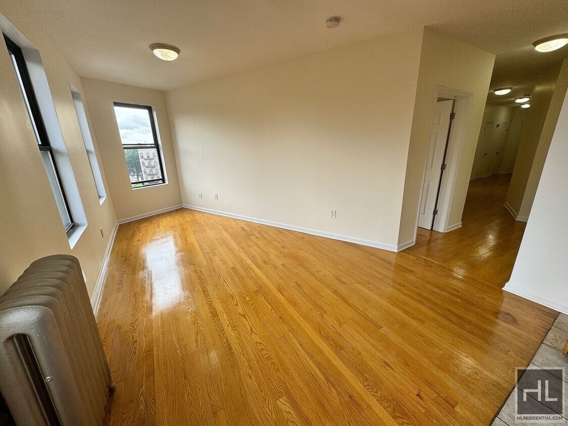 Foto principal - West 171st Street