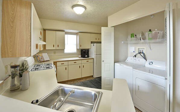 La cocina de los apartamentos Heatherwood, Grand Blanc, Michigan. - Heatherwood Apartments