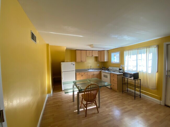 Foto del edificio - 181 Forest Side Ave