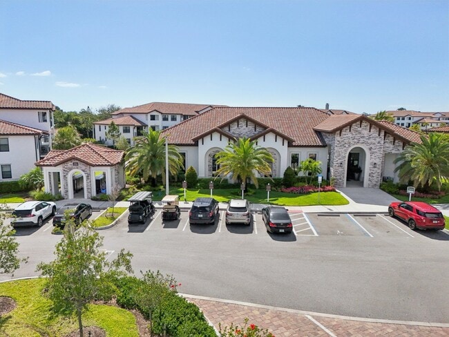 Building Photo - Legacy at Oakwood Landing