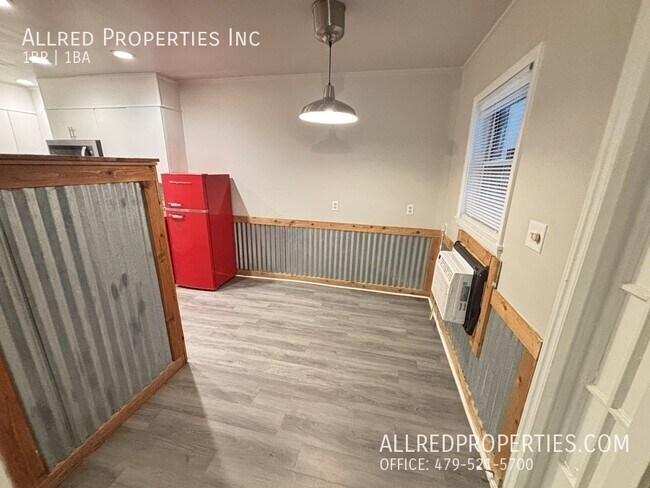 Foto del edificio - 621 N Leverett
