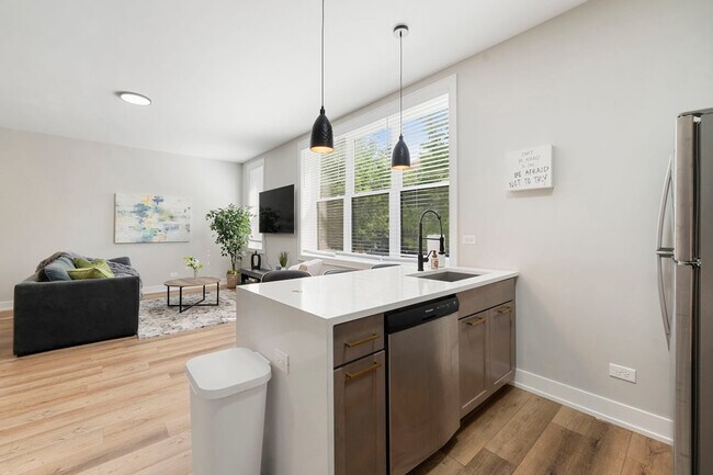 Foto del edificio - 1900 W 17th St