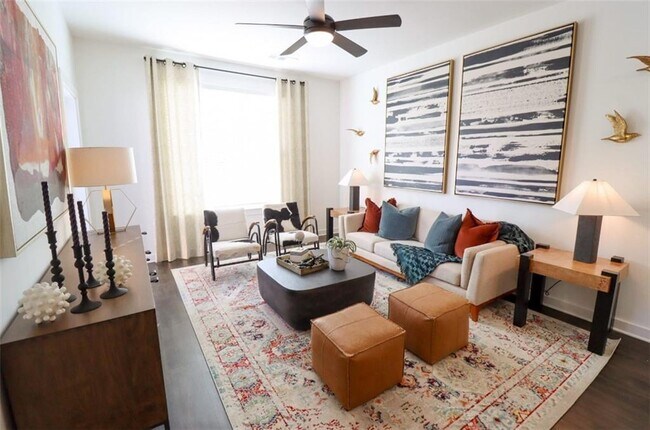 Building Photo - 305 Collins Industrial Way