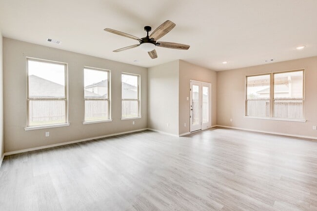 Foto del edificio - 3Bed 2Bath Beautiful Home!