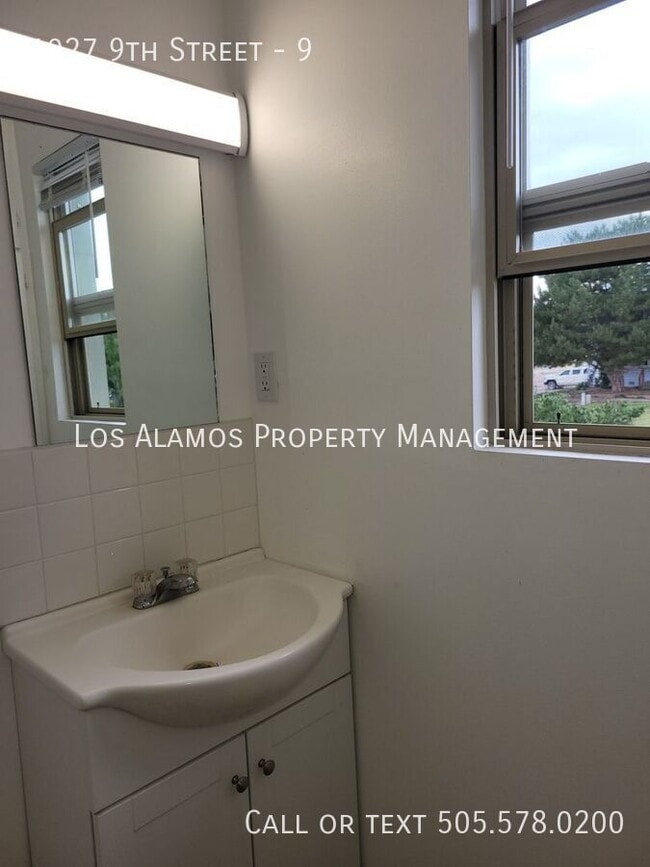 Foto del edificio - 1027 9th St