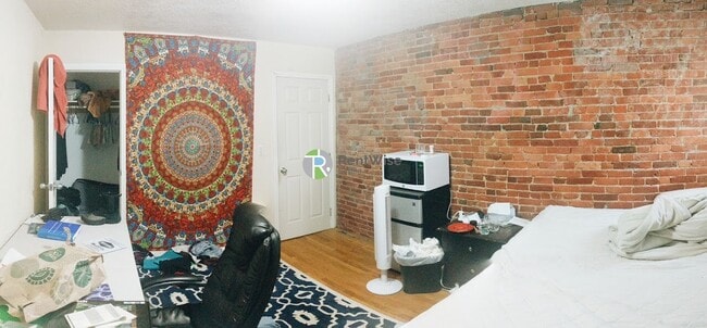 Building Photo - 78 Hammond St