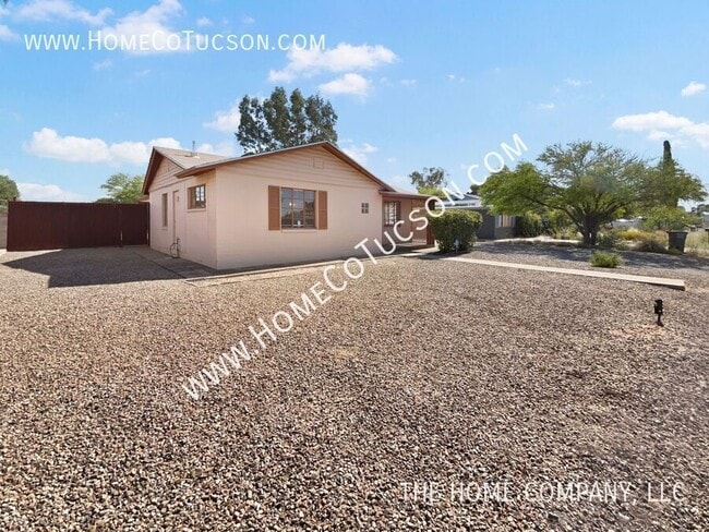 Foto del edificio - 5452 E Linden St