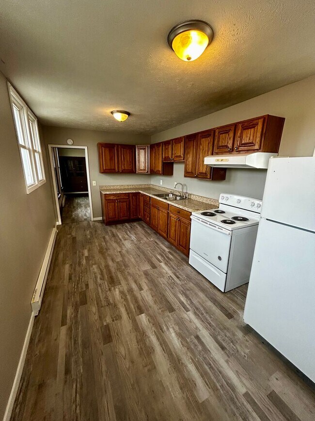 Foto del edificio - 283 W Main St