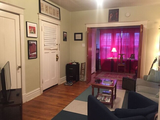 Foto del edificio - 3139 Halliday Ave