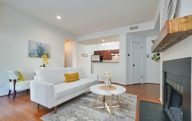 Foto del edificio - 3922 Penderview Dr