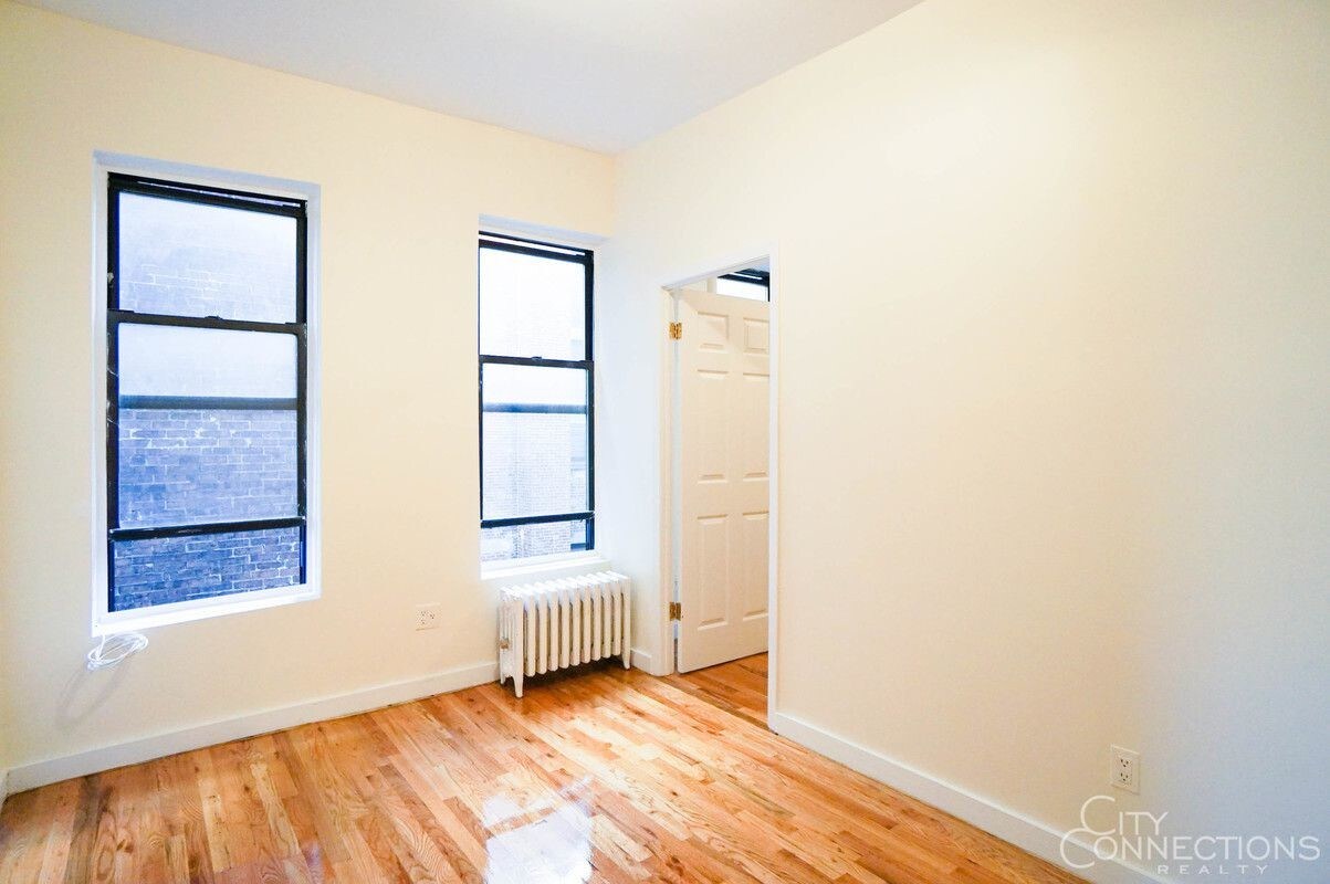 Sala de estar - 700 E 9th St