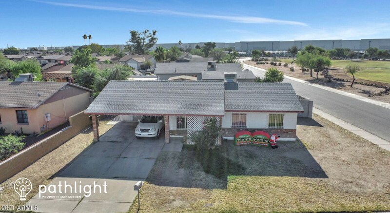 Foto principal - 6215 W Garfield Street