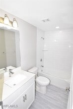 Building Photo - 212 Antis Dr