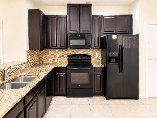 Foto del edificio - 2119 Lennox Dale Ln