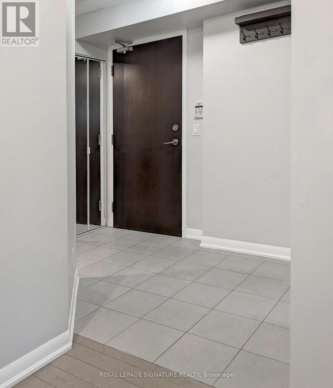 Building Photo - 215 Sherway Gardens Rd