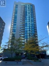 Building Photo - 5740-5740 Yonge St