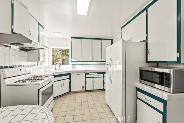 Building Photo - 16710 Elgar Ave