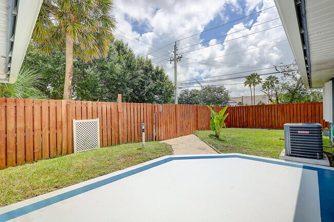 Foto del edificio - 2906 SW Port St Lucie Blvd