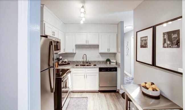 Model Kitchen (Renovated) - Sterling Glenwood Apartments