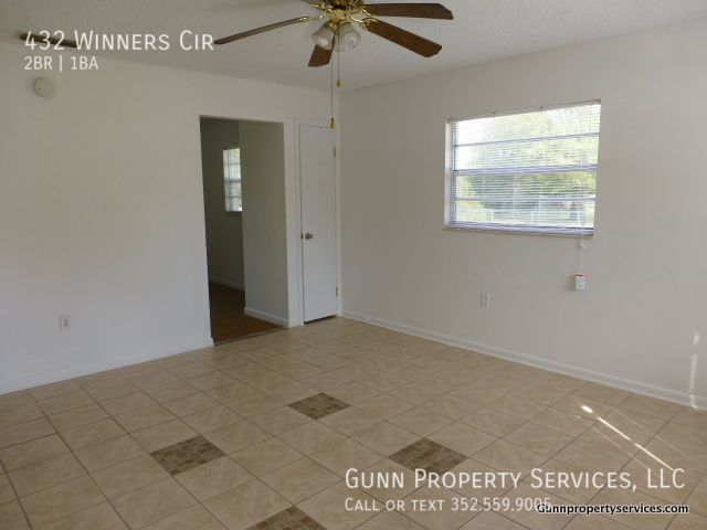 Building Photo - 2 Bedroom 1 Bath Duplex