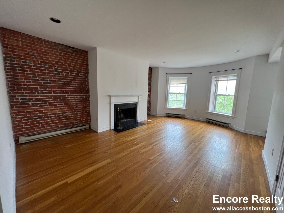 Foto principal - 1746 Washington St