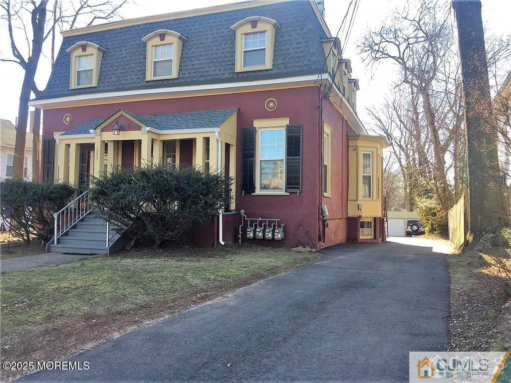 Primary Photo - 207 Woodbridge Ave