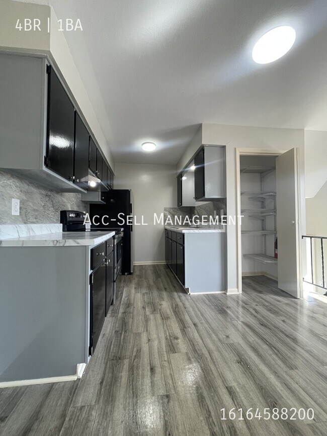 Foto del edificio - 5233 Rich St