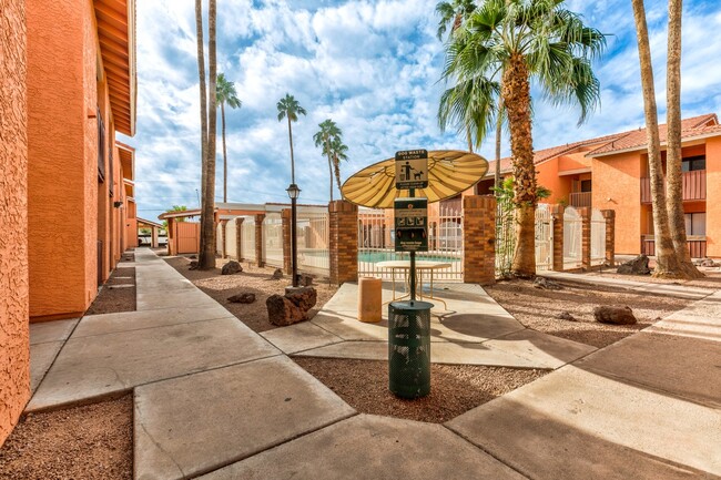 Building Photo - Citrus Highland Apartments